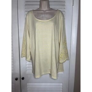 Hillard & Hanson Woman 2X Yellow White Striped Eyelet Sleeve Knit Top Scoop Neck
